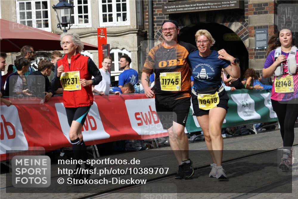 13.09.2026 - 21. swb-Marathon Bremen Strokosch-Dieckow http://msf.ph/oto/10389707 13.09.2026 11:11:25 Ziel 10313, 10527, 10611, 10644, 10653, 10792, 10841, 11043, 11062, 11141, 11237, 11483, 11679, 11691, 11993, 12396, 12401, 12507, 10155, 10510, 10511, 10546, 10552, 10977, 11239, 11289, 11533, 11702, 11927, 12082, 12220, 12286, 12311, 12336, 12508, 12553 meine-sportfotos.de