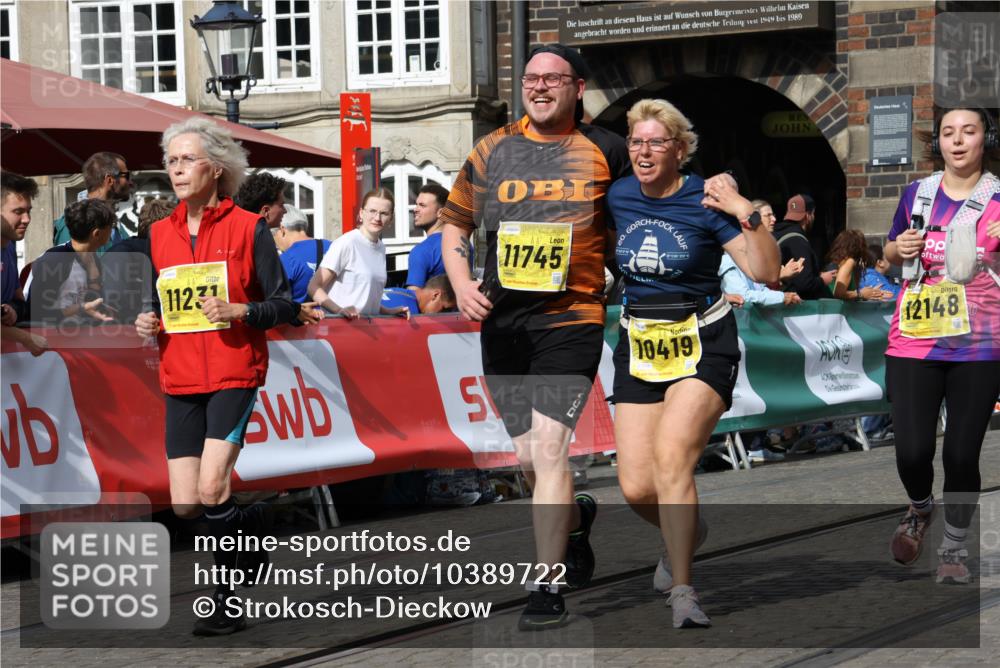 13.09.2026 - 21. swb-Marathon Bremen Strokosch-Dieckow http://msf.ph/oto/10389722 13.09.2026 11:11:25 Ziel 10313, 10527, 10611, 10644, 10653, 10792, 10841, 11043, 11062, 11141, 11237, 11483, 11679, 11691, 11993, 12396, 12401, 12507, 10155, 10510, 10511, 10546, 10552, 10977, 11239, 11289, 11533, 11702, 11927, 12082, 12220, 12286, 12311, 12336, 12508, 12553 meine-sportfotos.de
