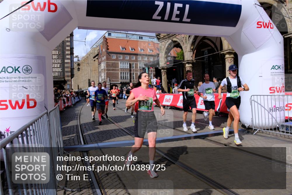 13.09.2026 - 21. swb-Marathon Bremen Tim E. http://msf.ph/oto/10389725 13.09.2026 13:32:49 Ziel 1437, 1687, 2292, 2293, 2611, 2910, 2992, 3354, 3402, 3429, 3441, 3878, 4263, 4323, 4380, 4471, 4655, 4835, 4862, 5281, 5398, 6518, 6583, 6593, 6760, 6781, 6900, 7173, 7990, 8344, 8957, 9040, 9151, 9175, 9283, 9719, 9779, 13208, 13244 meine-sportfotos.de