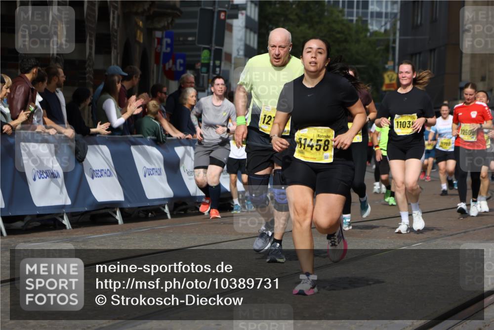 13.09.2026 - 21. swb-Marathon Bremen Strokosch-Dieckow http://msf.ph/oto/10389731 13.09.2026 11:11:28 Ziel 10313, 10419, 10527, 10611, 10644, 10653, 10841, 11062, 11141, 11231, 11237, 11483, 11679, 11691, 11745, 11993, 12148, 12396, 12401, 12507, 10155, 10510, 10511, 10546, 10552, 10616, 10977, 11239, 11289, 11533, 11702, 11927, 12082, 12220, 12286, 12311, 12336, 12553 meine-sportfotos.de