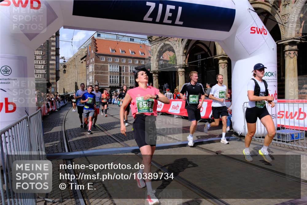 13.09.2026 - 21. swb-Marathon Bremen Tim E. http://msf.ph/oto/10389734 13.09.2026 13:32:49 Ziel 1437, 1687, 2292, 2293, 2611, 2910, 2992, 3354, 3402, 3429, 3441, 3878, 4263, 4323, 4380, 4471, 4655, 4835, 4862, 5281, 5398, 6518, 6583, 6593, 6760, 6781, 6900, 7173, 7990, 8344, 8957, 9040, 9151, 9175, 9283, 9719, 9779, 13208, 13244 meine-sportfotos.de