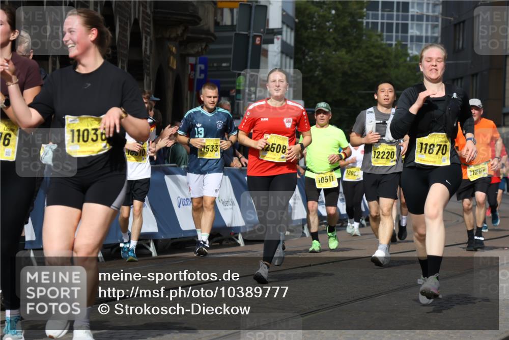 13.09.2026 - 21. swb-Marathon Bremen Strokosch-Dieckow http://msf.ph/oto/10389777 13.09.2026 11:11:32 Ziel 10313, 10419, 10527, 10611, 10644, 11062, 11141, 11231, 11458, 11483, 11679, 11691, 11745, 12148, 12396, 12401, 12507, 10155, 10511, 10552, 10616, 11239, 11533, 11927, 12082, 12286, 12336, 12553 meine-sportfotos.de
