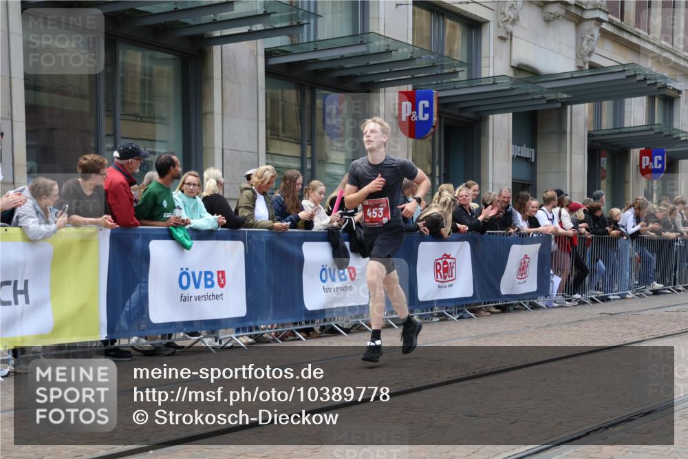 13.09.2026 - 21. swb-Marathon Bremen Strokosch-Dieckow http://msf.ph/oto/10389778 13.09.2026 13:00:49 Ziel 1411, 1619, 3019, 4328, 5663, 6359, 371, 453, 1136, 1550, 1754, 2141, 4904, 8749, 9849 meine-sportfotos.de