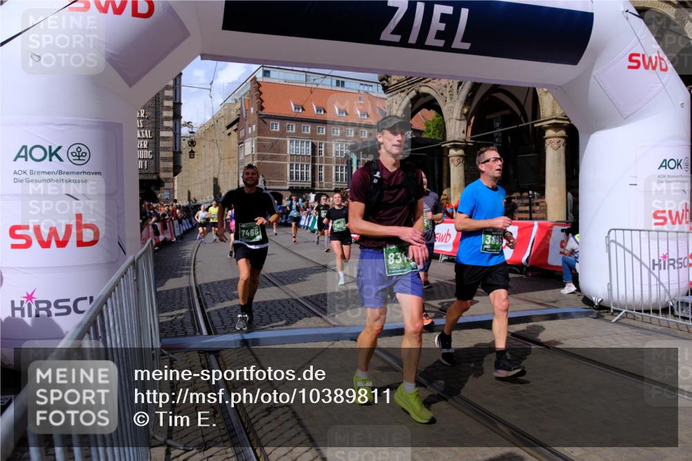 13.09.2026 - 21. swb-Marathon Bremen Tim E. http://msf.ph/oto/10389811 13.09.2026 13:33:03 Ziel 891, 1437, 2611, 2638, 3354, 3878, 3895, 3902, 4233, 4323, 4862, 5009, 5398, 5581, 5657, 6018, 6583, 6718, 6786, 7016, 7466, 7758, 8344, 8367, 8506, 10048, 13164, 13232, 13234, 13247 meine-sportfotos.de