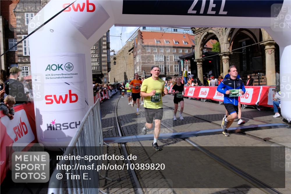 13.09.2026 - 21. swb-Marathon Bremen Tim E. http://msf.ph/oto/10389820 13.09.2026 13:33:09 Ziel 891, 1532, 2638, 3167, 3404, 3773, 3895, 3902, 4194, 4233, 5009, 5090, 5581, 5657, 5706, 6018, 6718, 6786, 6941, 7016, 7466, 7756, 7758, 8344, 8367, 8506, 9406, 9745, 9829, 10048, 13039, 13146, 13164, 13232, 13234, 13247 meine-sportfotos.de