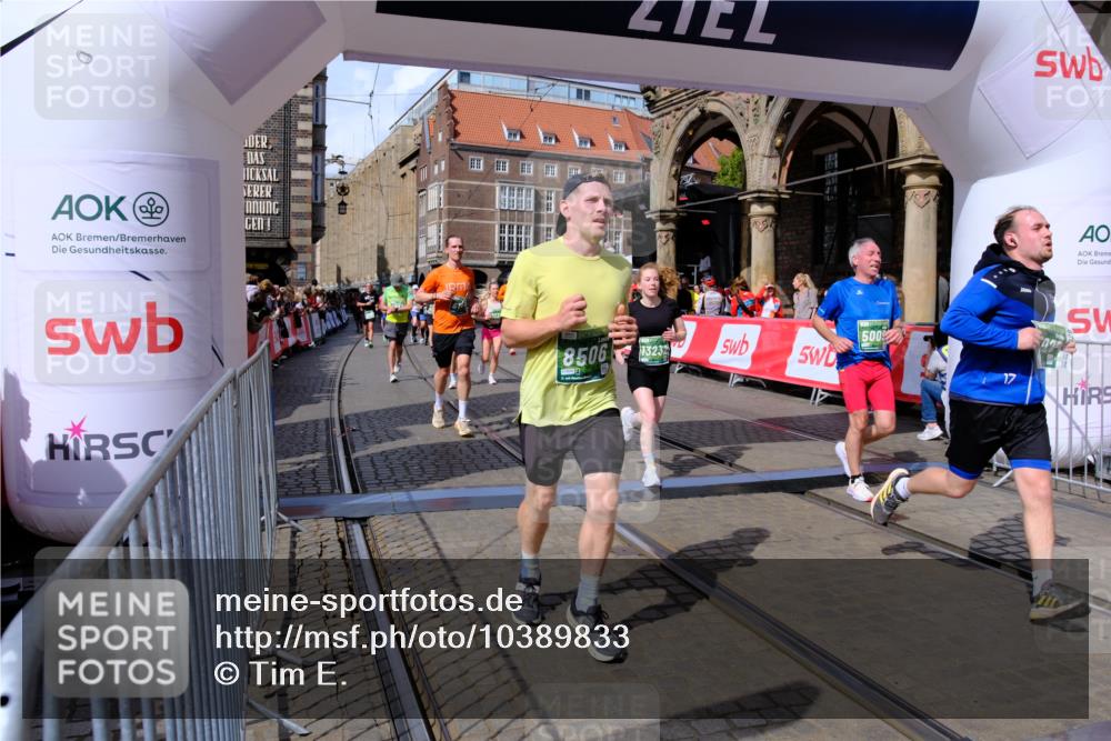 13.09.2026 - 21. swb-Marathon Bremen Tim E. http://msf.ph/oto/10389833 13.09.2026 13:33:10 Ziel 891, 1532, 2638, 3167, 3404, 3773, 3895, 3902, 4194, 4233, 5009, 5090, 5581, 5657, 5706, 6018, 6718, 6786, 6941, 7016, 7466, 7756, 7758, 8367, 8506, 9292, 9406, 9745, 9829, 10048, 13039, 13146, 13164, 13232, 13234, 13247 meine-sportfotos.de