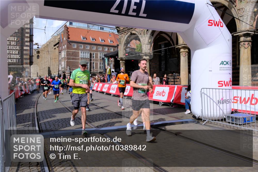 13.09.2026 - 21. swb-Marathon Bremen Tim E. http://msf.ph/oto/10389842 13.09.2026 13:33:13 Ziel 891, 1532, 2638, 3167, 3404, 3773, 3902, 4194, 4233, 4659, 5009, 5090, 5410, 5581, 5657, 5706, 5749, 5981, 6018, 6786, 6941, 7756, 8367, 8506, 9292, 9406, 9745, 9829, 10048, 13019, 13039, 13092, 13093, 13146, 13164, 13232, 13234, 13247 meine-sportfotos.de