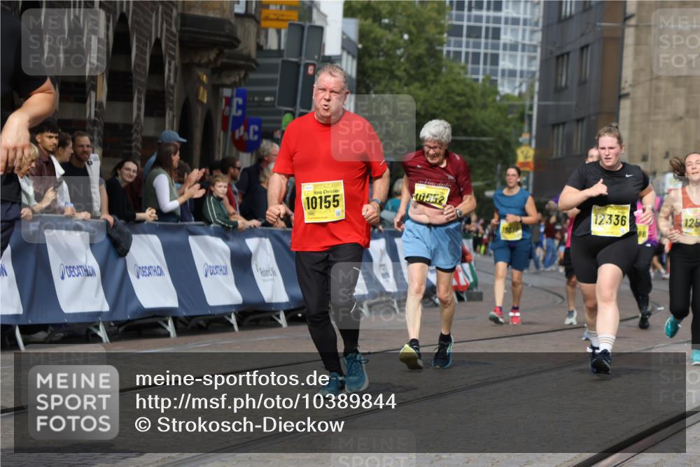 13.09.2026 - 21. swb-Marathon Bremen Strokosch-Dieckow http://msf.ph/oto/10389844 13.09.2026 11:11:42 Ziel 10419, 10546, 10611, 11036, 11216, 11231, 11289, 11458, 11702, 11745, 11870, 12126, 12148, 12220, 12311, 12396, 12464, 12508, 10582, 10616 meine-sportfotos.de