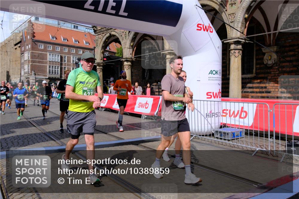 13.09.2026 - 21. swb-Marathon Bremen Tim E. http://msf.ph/oto/10389859 13.09.2026 13:33:14 Ziel 891, 1532, 2440, 2638, 2959, 3167, 3404, 3710, 3773, 3902, 4194, 4233, 4659, 5009, 5090, 5410, 5581, 5706, 5749, 5981, 6018, 6786, 6941, 7756, 7788, 8367, 8506, 9292, 9406, 9745, 9829, 10048, 13019, 13039, 13092, 13093, 13146, 13164, 13232, 13234, 13247 meine-sportfotos.de