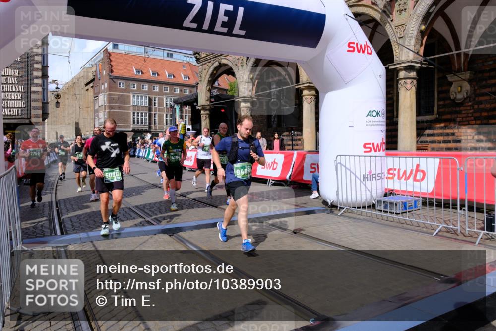 13.09.2026 - 21. swb-Marathon Bremen Tim E. http://msf.ph/oto/10389903 13.09.2026 13:33:18 Ziel 891, 1532, 2440, 2638, 2818, 2959, 3167, 3404, 3710, 3773, 3902, 4194, 4233, 4408, 4659, 5090, 5191, 5395, 5410, 5706, 5749, 5981, 6018, 6786, 6941, 7756, 7788, 8061, 9269, 9292, 9406, 9745, 9829, 10048, 13019, 13028, 13039, 13092, 13093, 13146, 13164, 13234, 13247 meine-sportfotos.de