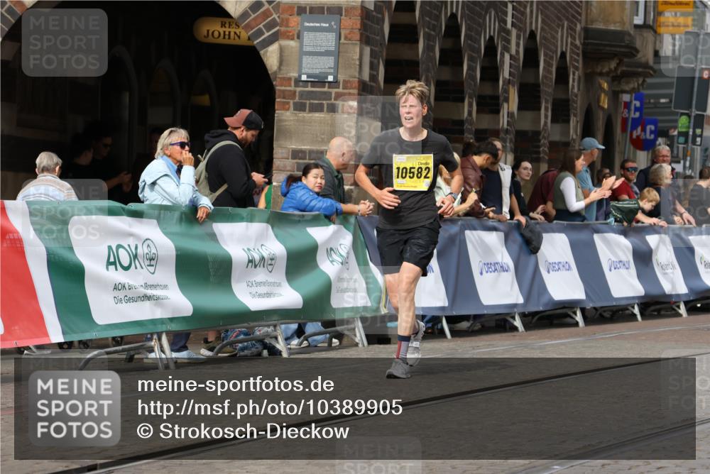 13.09.2026 - 21. swb-Marathon Bremen Strokosch-Dieckow http://msf.ph/oto/10389905 13.09.2026 11:11:59 Ziel 10155, 10510, 10511, 10546, 10552, 10616, 10977, 11239, 11289, 11533, 11702, 11927, 12082, 12220, 12286, 12311, 12336, 12553, 10490, 11585, 12012 meine-sportfotos.de