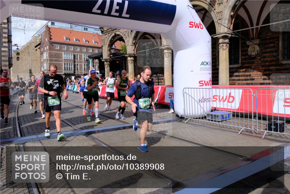 13.09.2026 - 21. swb-Marathon Bremen Tim E. http://msf.ph/oto/10389908 13.09.2026 13:33:18 Ziel 891, 1532, 2440, 2638, 2818, 2959, 3167, 3404, 3710, 3773, 3902, 4194, 4233, 4408, 4659, 5090, 5191, 5395, 5410, 5706, 5749, 5981, 6018, 6786, 6941, 7756, 7788, 8061, 9269, 9292, 9406, 9745, 9829, 10048, 13019, 13028, 13039, 13092, 13093, 13146, 13164, 13234, 13247 meine-sportfotos.de