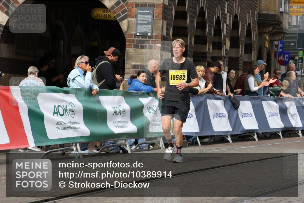 13.09.2026 - 21. swb-Marathon Bremen Strokosch-Dieckow http://msf.ph/oto/10389914 13.09.2026 11:11:59 Ziel 10155, 10510, 10511, 10546, 10552, 10616, 10977, 11239, 11289, 11533, 11702, 11927, 12082, 12220, 12286, 12311, 12336, 12553, 10490, 11585, 12012 meine-sportfotos.de