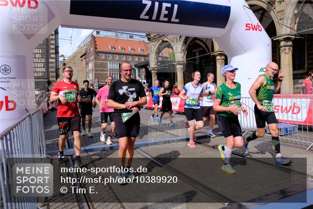 13.09.2026 - 21. swb-Marathon Bremen Tim E. http://msf.ph/oto/10389920 13.09.2026 13:33:20 Ziel 891, 1532, 2393, 2440, 2638, 2818, 2959, 3167, 3404, 3710, 3773, 3902, 4194, 4233, 4408, 4659, 5090, 5191, 5324, 5395, 5410, 5706, 5749, 5981, 6018, 6941, 7756, 7788, 7830, 8061, 9269, 9292, 9406, 9745, 9829, 10048, 13019, 13028, 13039, 13092, 13093, 13101, 13146, 13164, 13234, 13247 meine-sportfotos.de