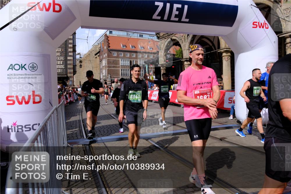 13.09.2026 - 21. swb-Marathon Bremen Tim E. http://msf.ph/oto/10389934 13.09.2026 13:33:22 Ziel 891, 1532, 2393, 2440, 2818, 2959, 3167, 3404, 3710, 3773, 4194, 4260, 4408, 4659, 5090, 5191, 5324, 5395, 5410, 5706, 5749, 5981, 6018, 6941, 7756, 7788, 7830, 8061, 9269, 9292, 9406, 9745, 9829, 10048, 13019, 13028, 13039, 13092, 13093, 13101, 13146, 13247 meine-sportfotos.de