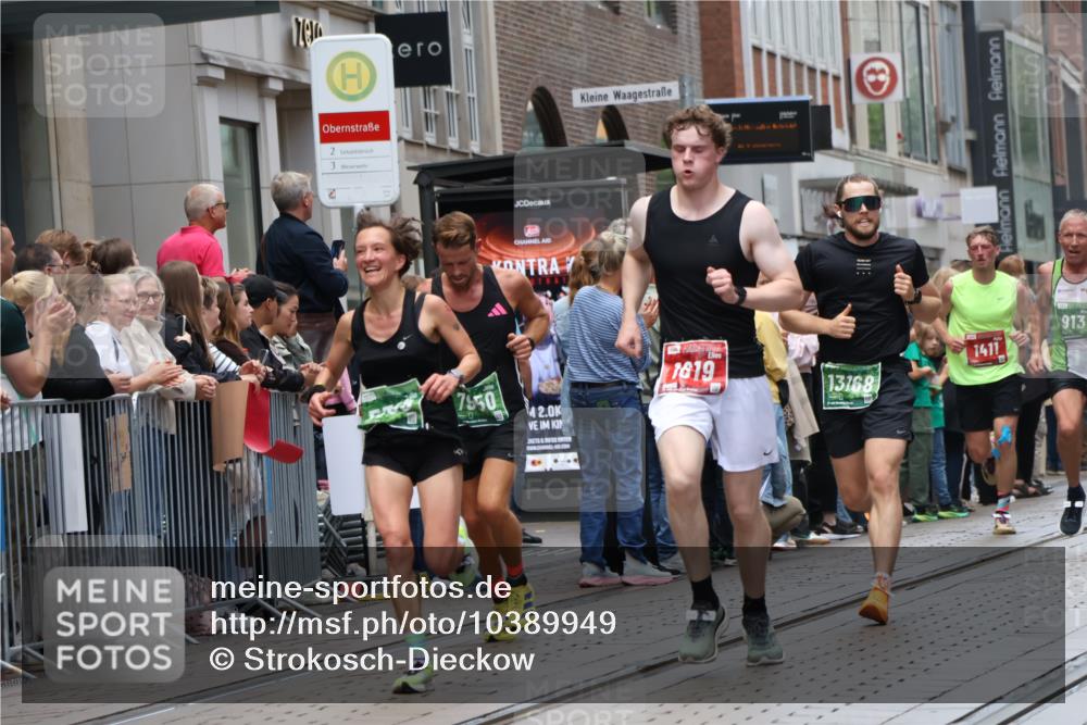 13.09.2026 - 21. swb-Marathon Bremen Strokosch-Dieckow http://msf.ph/oto/10389949 13.09.2026 13:01:21 Ziel 1614, 4118, 4696, 5369, 5996, 7950, 9137, 13063, 13168, 1411, 1619, 3019, 4328, 5663, 5996 meine-sportfotos.de