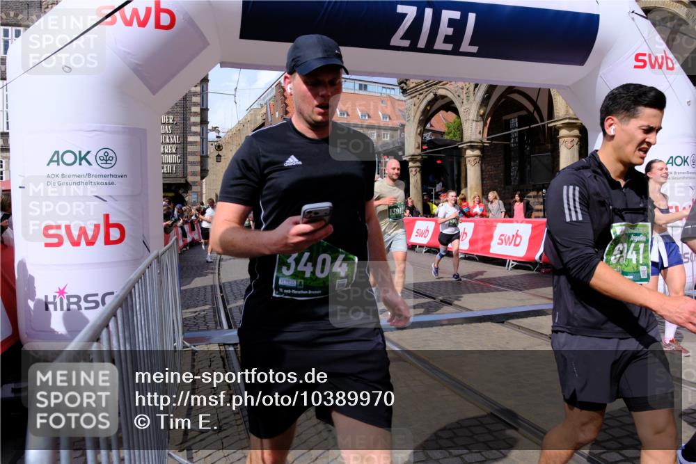 13.09.2026 - 21. swb-Marathon Bremen Tim E. http://msf.ph/oto/10389970 13.09.2026 13:33:24 Ziel 1532, 2393, 2440, 2818, 2959, 3167, 3404, 3710, 3773, 4194, 4260, 4408, 4659, 5090, 5191, 5324, 5395, 5410, 5706, 5749, 5790, 5981, 6941, 7467, 7756, 7788, 7830, 8061, 9269, 9292, 9406, 9745, 9829, 13019, 13028, 13039, 13092, 13093, 13101, 13146 meine-sportfotos.de