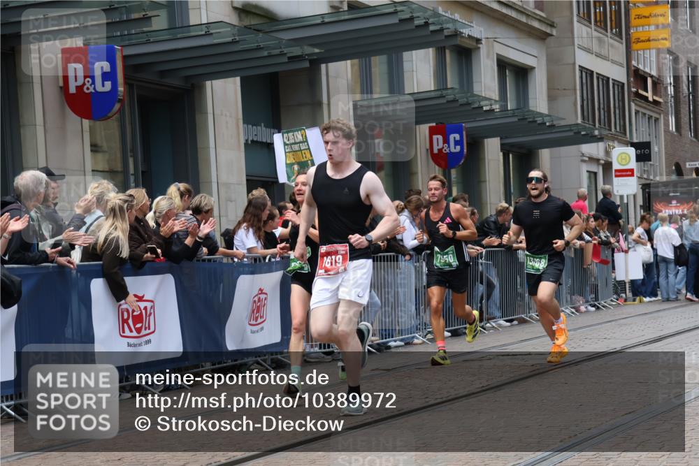 13.09.2026 - 21. swb-Marathon Bremen Strokosch-Dieckow http://msf.ph/oto/10389972 13.09.2026 13:01:24 Ziel 1614, 4118, 4696, 5369, 7950, 9137, 13063, 13168, 1411, 1619, 3019, 4118, 4328, 5663, 5996 meine-sportfotos.de