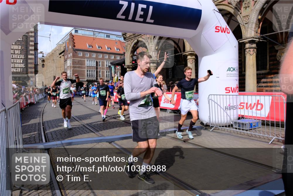 13.09.2026 - 21. swb-Marathon Bremen Tim E. http://msf.ph/oto/10389988 13.09.2026 13:33:26 Ziel 1532, 2283, 2393, 2440, 2818, 2959, 3167, 3404, 3710, 3773, 4194, 4260, 4408, 4659, 5191, 5324, 5395, 5410, 5706, 5749, 5790, 5981, 6941, 7467, 7756, 7788, 7830, 8061, 9269, 9292, 9745, 9829, 13019, 13028, 13039, 13092, 13093, 13101, 13146 meine-sportfotos.de