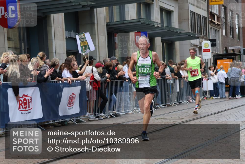 13.09.2026 - 21. swb-Marathon Bremen Strokosch-Dieckow http://msf.ph/oto/10389996 13.09.2026 13:01:27 Ziel 1614, 4696, 4739, 5369, 5601, 7950, 9137, 9233, 13063, 13168, 1411, 1619, 3019, 4118, 4328, 5663, 5996, 13063 meine-sportfotos.de