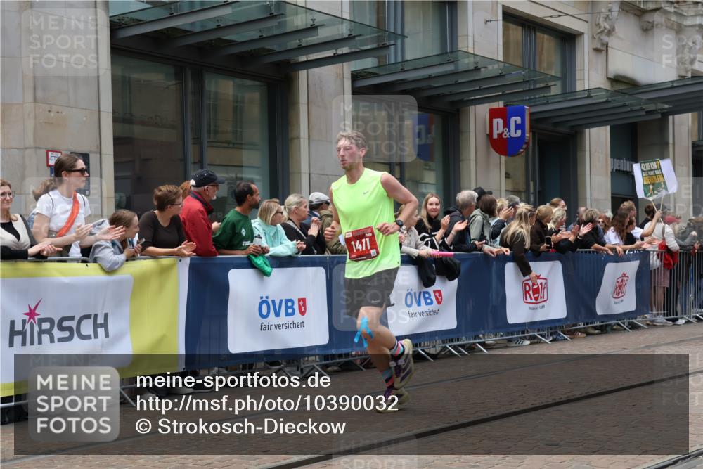 13.09.2026 - 21. swb-Marathon Bremen Strokosch-Dieckow http://msf.ph/oto/10390032 13.09.2026 13:01:30 Ziel 1614, 4696, 4739, 5369, 5601, 7950, 9137, 9233, 13168, 1411, 3019, 4118, 4328, 5996, 13063 meine-sportfotos.de
