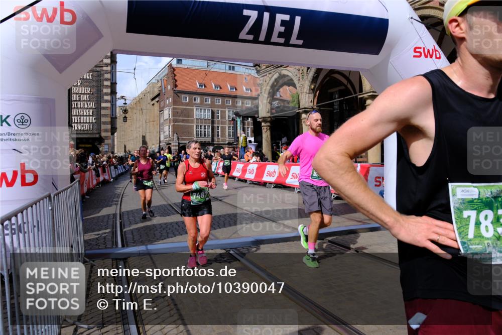 13.09.2026 - 21. swb-Marathon Bremen Tim E. http://msf.ph/oto/10390047 13.09.2026 13:33:37 Ziel 831, 1124, 2283, 2393, 2818, 2980, 4052, 4219, 4243, 4260, 4408, 4492, 4536, 4543, 4565, 5040, 5191, 5324, 5560, 5660, 5726, 5790, 5861, 5862, 5914, 6421, 6597, 6614, 6777, 6915, 6997, 7145, 7421, 7467, 7789, 7830, 8061, 8177, 8501, 8599, 8602, 9206, 9616, 9856, 13028, 13084, 13101 meine-sportfotos.de