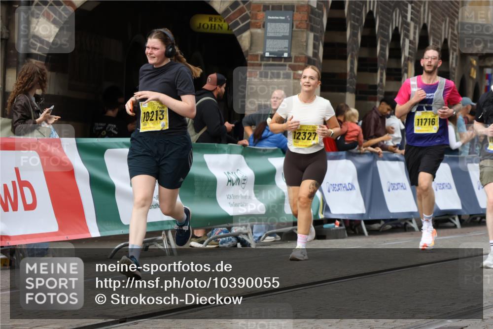 13.09.2026 - 21. swb-Marathon Bremen Strokosch-Dieckow http://msf.ph/oto/10390055 13.09.2026 11:12:31 Ziel 10414, 10490, 11052, 11585, 11633, 12012, 10354, 10743, 10874, 10875, 11090, 11657, 12234, 12497 meine-sportfotos.de