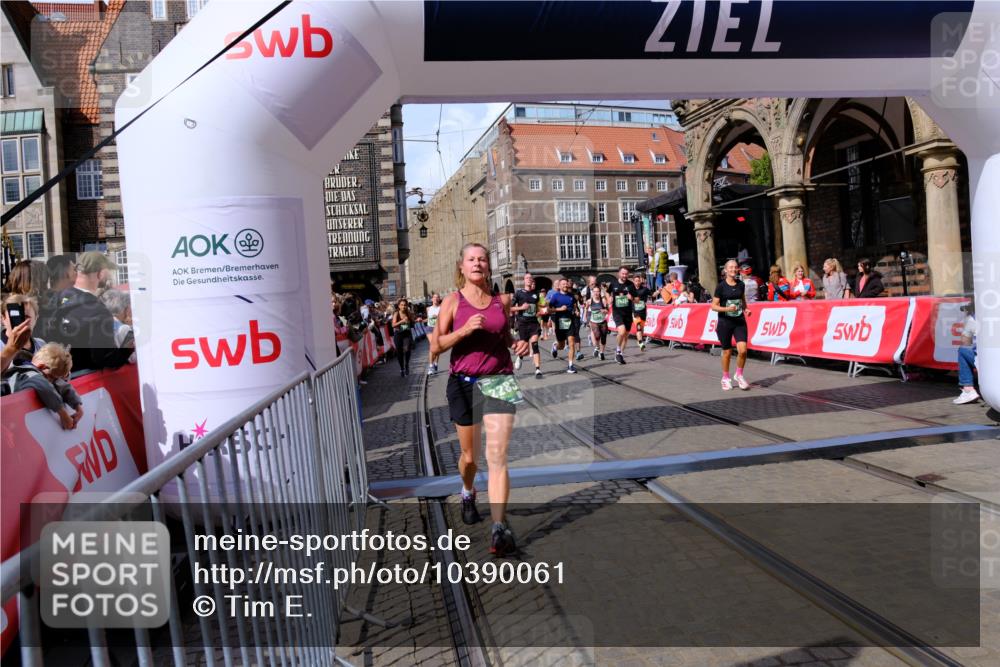 13.09.2026 - 21. swb-Marathon Bremen Tim E. http://msf.ph/oto/10390061 13.09.2026 13:33:38 Ziel 831, 1124, 2283, 2393, 2818, 2980, 4052, 4219, 4243, 4260, 4408, 4492, 4536, 4543, 4565, 5040, 5191, 5324, 5560, 5660, 5726, 5790, 5861, 5862, 5914, 6421, 6597, 6614, 6777, 6915, 6997, 7145, 7421, 7467, 7789, 7830, 8177, 8501, 8599, 8602, 9206, 9616, 9856, 13084, 13101 meine-sportfotos.de