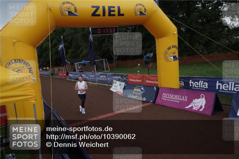 13.09.2026 - Airport Race Dennis Weichert http://msf.ph/oto/10390062 13.09.2026 10:18:26 Ziel 4179 meine-sportfotos.de