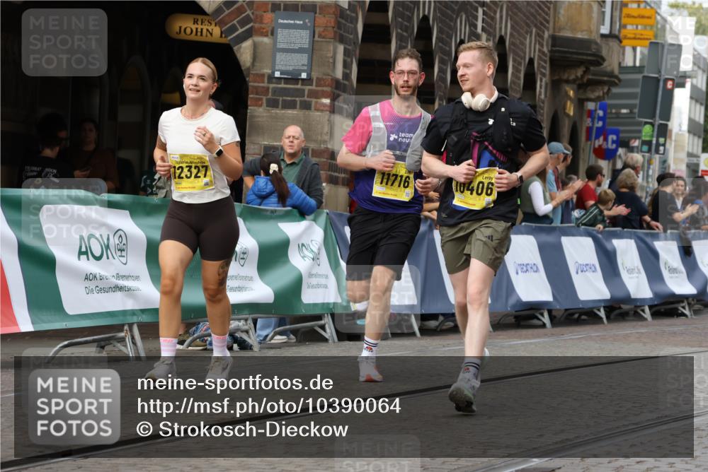 13.09.2026 - 21. swb-Marathon Bremen Strokosch-Dieckow http://msf.ph/oto/10390064 13.09.2026 11:12:32 Ziel 10213, 10414, 11052, 11585, 11633, 12012, 10354, 10743, 10874, 10875, 11090, 11657, 12234, 12423, 12497 meine-sportfotos.de