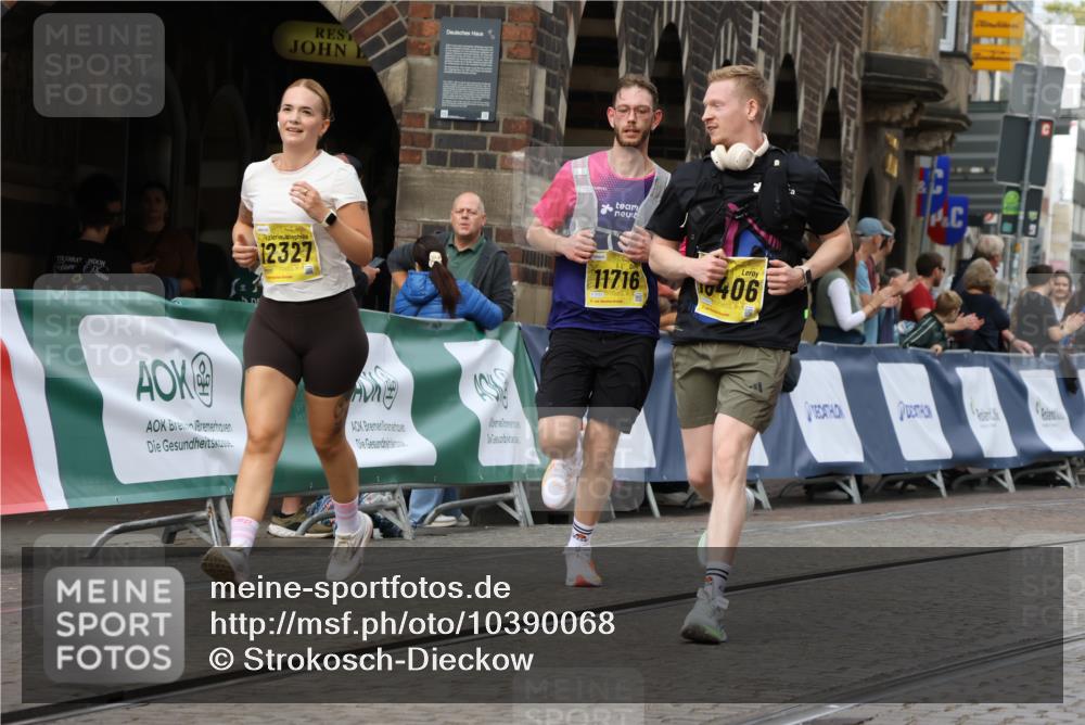 13.09.2026 - 21. swb-Marathon Bremen Strokosch-Dieckow http://msf.ph/oto/10390068 13.09.2026 11:12:32 Ziel 10213, 10414, 11052, 11585, 11633, 12012, 10354, 10743, 10874, 10875, 11090, 11657, 12234, 12423, 12497 meine-sportfotos.de