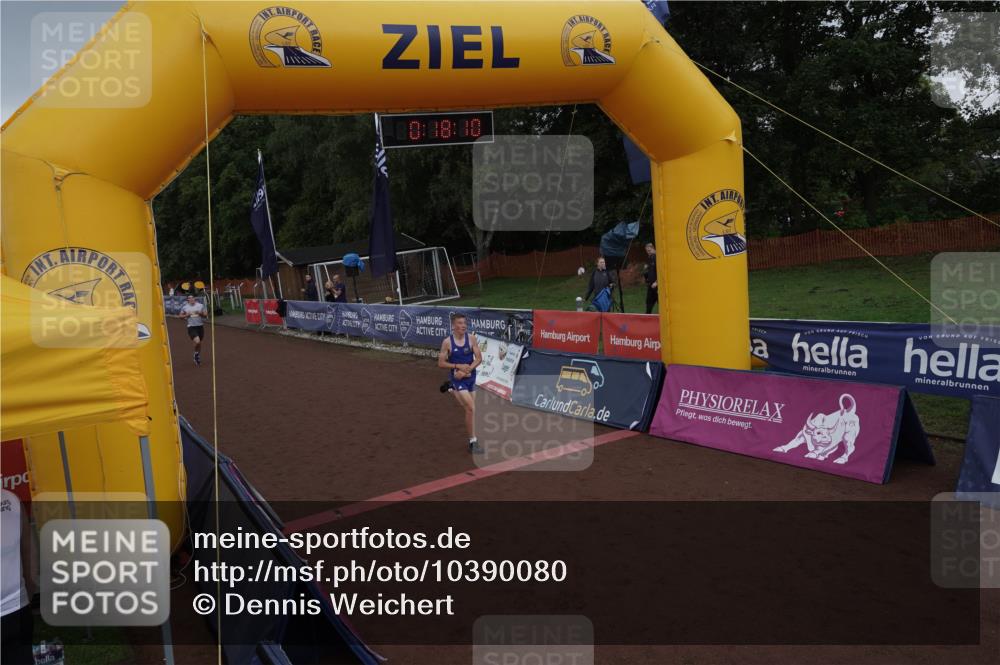 13.09.2026 - Airport Race Dennis Weichert http://msf.ph/oto/10390080 13.09.2026 10:18:43 Ziel 5409, 5411 meine-sportfotos.de