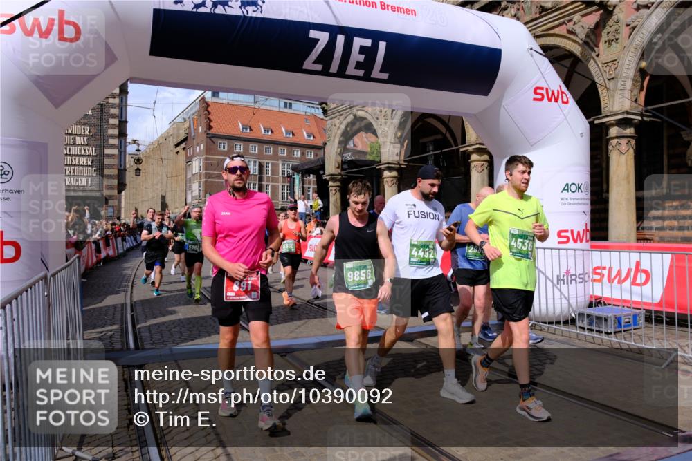 13.09.2026 - 21. swb-Marathon Bremen Tim E. http://msf.ph/oto/10390092 13.09.2026 13:33:44 Ziel 831, 1124, 2283, 2980, 3562, 4052, 4219, 4243, 4492, 4536, 4543, 4565, 5040, 5560, 5660, 5726, 5790, 5861, 5862, 5914, 6256, 6421, 6597, 6614, 6777, 6844, 6882, 6915, 6997, 7145, 7421, 7523, 7789, 7863, 8093, 8177, 8501, 8599, 8602, 8691, 9206, 9508, 9616, 9856, 9883, 10114, 13078, 13084 meine-sportfotos.de