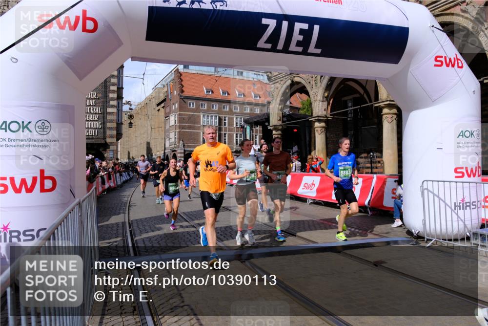 13.09.2026 - 21. swb-Marathon Bremen Tim E. http://msf.ph/oto/10390113 13.09.2026 13:33:52 Ziel 930, 2405, 2872, 2960, 3201, 3562, 3761, 4052, 4219, 4490, 4543, 5560, 5660, 5726, 5861, 5862, 6256, 6421, 6538, 6597, 6808, 6844, 6882, 6997, 7126, 7523, 7633, 7652, 7832, 7863, 8093, 8177, 8501, 8599, 8602, 8691, 9206, 9390, 9508, 9883, 10114, 13078 meine-sportfotos.de