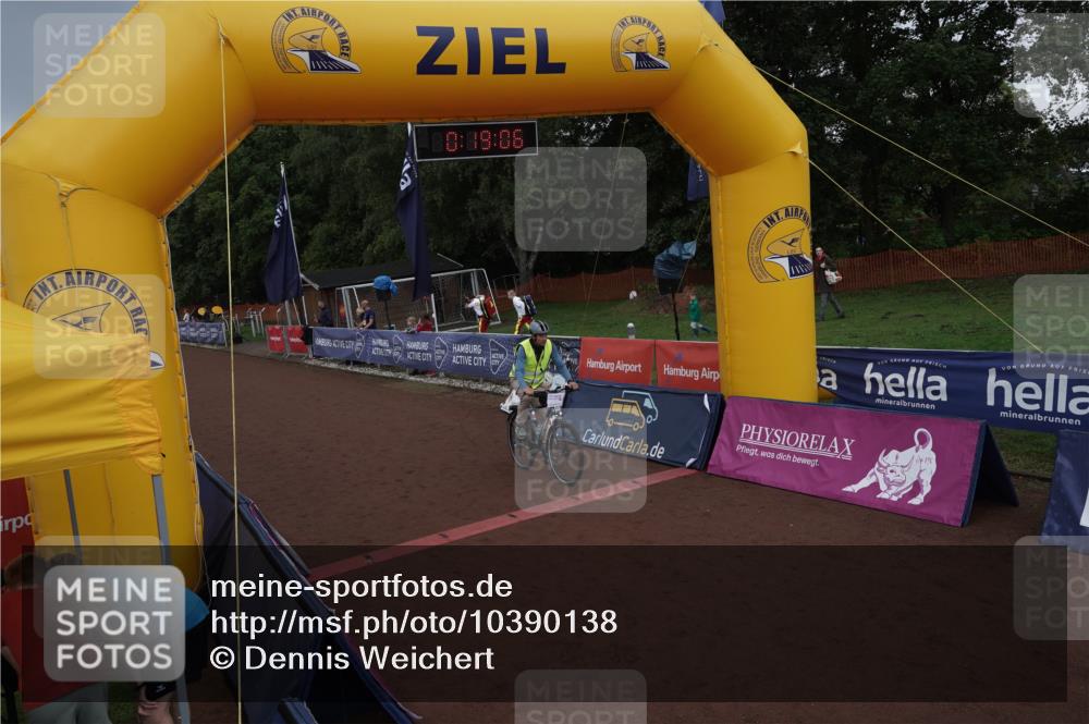 13.09.2026 - Airport Race Dennis Weichert http://msf.ph/oto/10390138 13.09.2026 10:19:40 Ziel 5257 meine-sportfotos.de