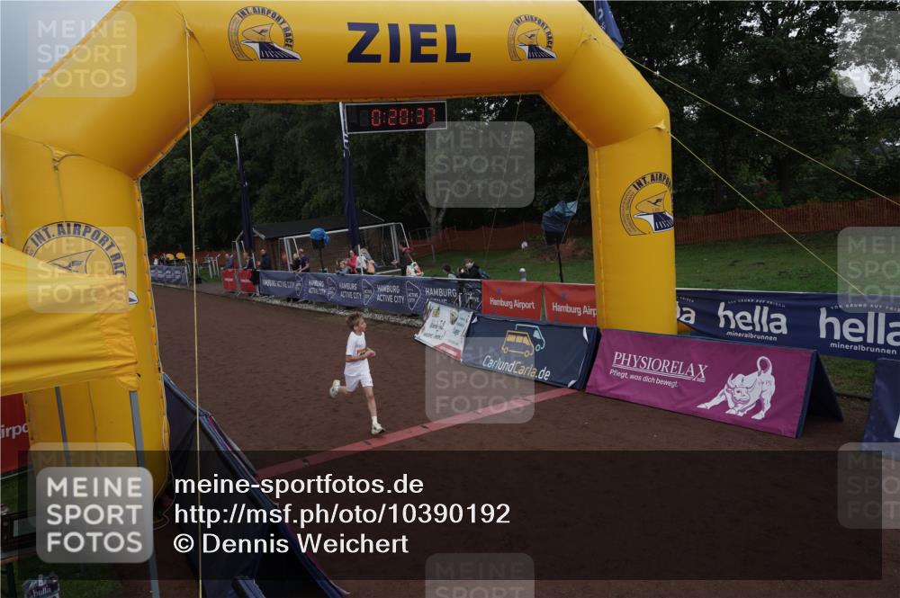13.09.2026 - Airport Race Dennis Weichert http://msf.ph/oto/10390192 13.09.2026 10:21:10 Ziel 4068, 4188 meine-sportfotos.de