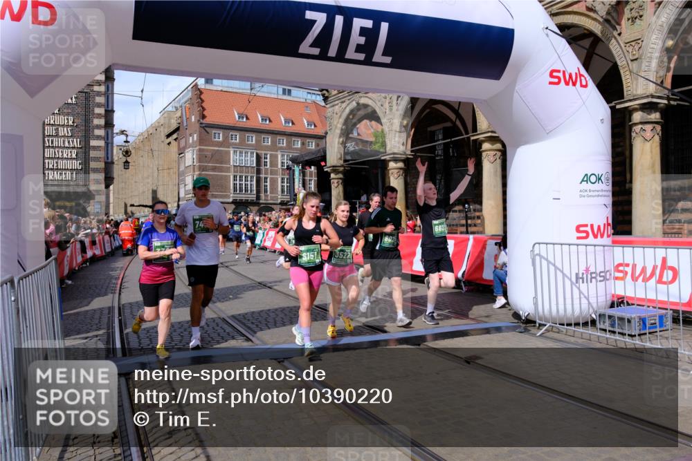 13.09.2026 - 21. swb-Marathon Bremen Tim E. http://msf.ph/oto/10390220 13.09.2026 13:34:18 Ziel 1364, 1656, 2355, 2727, 3162, 3389, 3522, 3790, 3984, 4613, 5341, 5513, 5563, 5587, 6090, 6151, 6509, 6623, 7047, 7303, 7354, 7431, 7897, 7988, 8025, 8512, 8641, 8910, 9344, 13118 meine-sportfotos.de