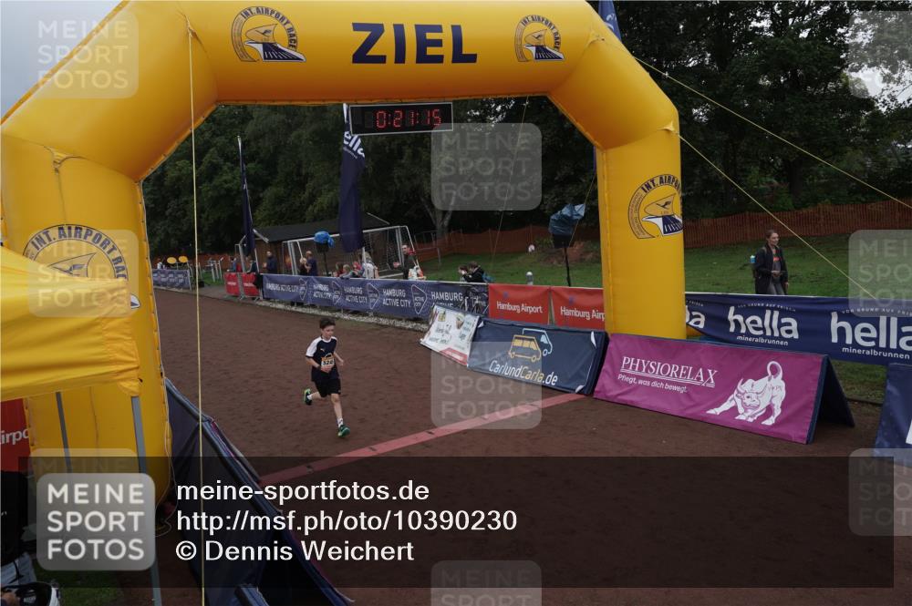 13.09.2026 - Airport Race Dennis Weichert http://msf.ph/oto/10390230 13.09.2026 10:21:48 Ziel 5245, 5300 meine-sportfotos.de