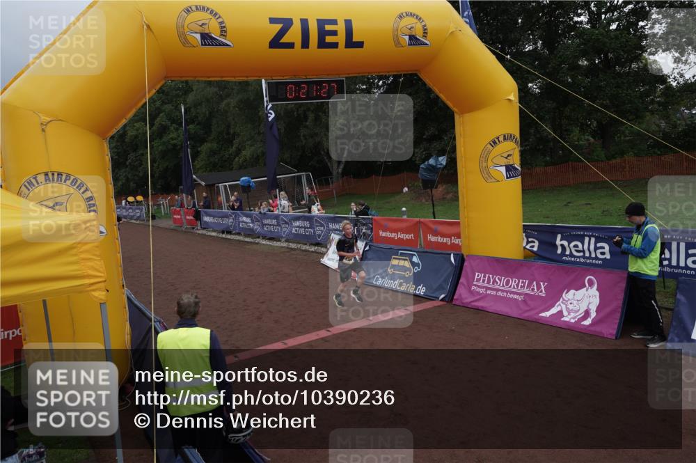13.09.2026 - Airport Race Dennis Weichert http://msf.ph/oto/10390236 13.09.2026 10:22:00 Ziel 5309, 5388 meine-sportfotos.de