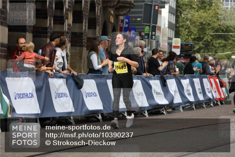 13.09.2026 - 21. swb-Marathon Bremen Strokosch-Dieckow http://msf.ph/oto/10390237 13.09.2026 11:12:54 Ziel 10354, 10406, 10743, 10874, 10875, 10909, 11090, 11657, 11716, 12234, 12327, 12497, 10804, 10893, 11357, 11606, 11627, 12050, 12060, 12393, 12418 meine-sportfotos.de