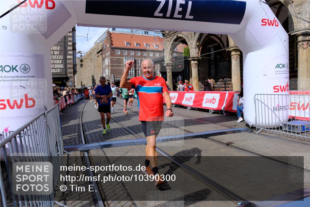 13.09.2026 - 21. swb-Marathon Bremen Tim E. http://msf.ph/oto/10390300 13.09.2026 13:34:25 Ziel 1364, 1656, 2355, 2464, 3162, 3389, 3522, 3632, 3790, 3984, 4613, 5265, 5341, 5489, 5563, 5768, 6090, 6151, 6350, 6405, 6509, 6623, 7047, 7113, 7303, 7431, 7696, 7897, 7988, 8025, 8641, 8870, 8910, 9094, 9100, 9905, 10058, 13118 meine-sportfotos.de