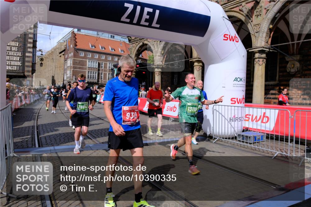 13.09.2026 - 21. swb-Marathon Bremen Tim E. http://msf.ph/oto/10390335 13.09.2026 13:34:28 Ziel 1364, 2355, 2464, 3162, 3632, 3636, 3790, 3984, 4613, 5147, 5265, 5341, 5489, 5768, 6090, 6350, 6405, 6509, 7047, 7113, 7303, 7696, 7897, 7988, 8870, 8910, 9094, 9100, 9402, 9905, 10058, 13118 meine-sportfotos.de