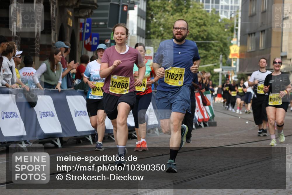 13.09.2026 - 21. swb-Marathon Bremen Strokosch-Dieckow http://msf.ph/oto/10390350 13.09.2026 11:13:08 Ziel 10354, 10483, 10743, 11606, 11657, 11671, 11832, 12050, 12234, 12423, 12497, 11048 meine-sportfotos.de
