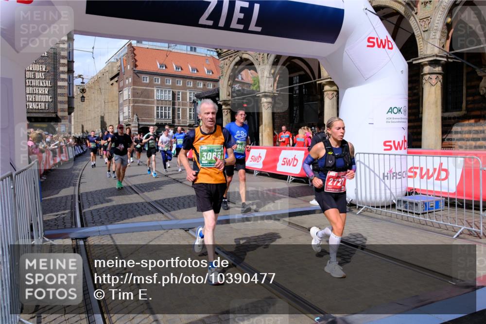 13.09.2026 - 21. swb-Marathon Bremen Tim E. http://msf.ph/oto/10390477 13.09.2026 13:34:44 Ziel 682, 784, 809, 911, 1307, 1871, 2215, 3029, 3068, 3214, 3318, 3409, 3636, 3890, 4112, 4537, 4616, 5147, 5488, 5566, 5852, 6255, 7168, 7696, 7746, 7962, 8381, 9094, 9100, 9402, 9453, 9751, 9802, 13112 meine-sportfotos.de