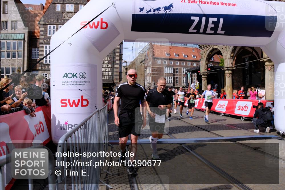13.09.2026 - 21. swb-Marathon Bremen Tim E. http://msf.ph/oto/10390677 13.09.2026 13:35:14 Ziel 489, 1210, 2413, 2430, 2525, 2561, 2755, 3181, 3217, 3353, 3380, 3768, 4487, 5125, 5415, 5647, 5684, 6085, 6391, 6403, 6627, 6655, 6756, 7123, 7405, 7443, 7462, 7750, 8155, 8515, 8623, 9038, 9820, 13017, 13018, 13051, 13060, 13180 meine-sportfotos.de