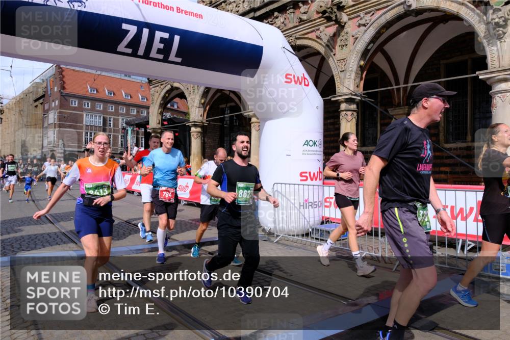 13.09.2026 - 21. swb-Marathon Bremen Tim E. http://msf.ph/oto/10390704 13.09.2026 13:35:18 Ziel 489, 2366, 2413, 2430, 2492, 2561, 2755, 3063, 3181, 3217, 3768, 4487, 5125, 5415, 5647, 5684, 6085, 6391, 6403, 6627, 6655, 6756, 7123, 7405, 7443, 7462, 7657, 7750, 8155, 8328, 8515, 8623, 9017, 9216, 13017, 13018, 13051, 13060, 13180 meine-sportfotos.de