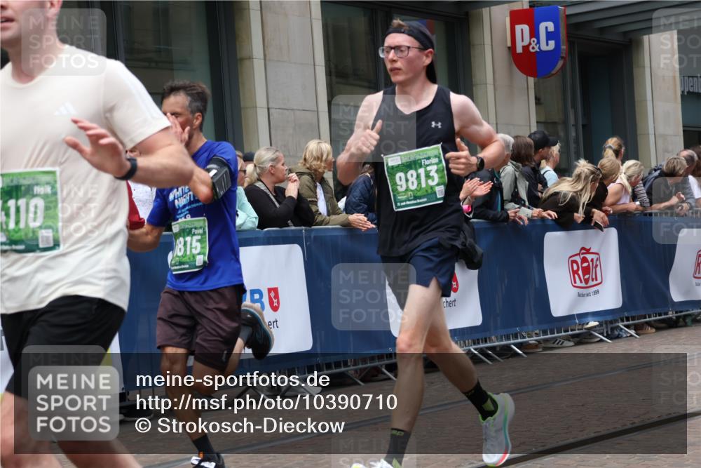 13.09.2026 - 21. swb-Marathon Bremen Strokosch-Dieckow http://msf.ph/oto/10390710 13.09.2026 13:04:00 Ziel 650, 744, 1860, 3284, 3424, 4110, 4239, 6815, 7871, 9544, 9813, 895, 1587, 2094, 2889, 3500, 4236, 5143, 6973, 8096, 9061, 9129, 9544, 9642 meine-sportfotos.de