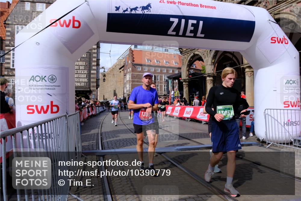 13.09.2026 - 21. swb-Marathon Bremen Tim E. http://msf.ph/oto/10390779 13.09.2026 13:35:27 Ziel 536, 2003, 2366, 2430, 2492, 2625, 3063, 3311, 3916, 4487, 4635, 4985, 5016, 5125, 5647, 6320, 6391, 6403, 6750, 7123, 7405, 7657, 7703, 7750, 7998, 8300, 8328, 9017, 9216, 9526, 9527, 13017, 13018, 13051, 13060 meine-sportfotos.de