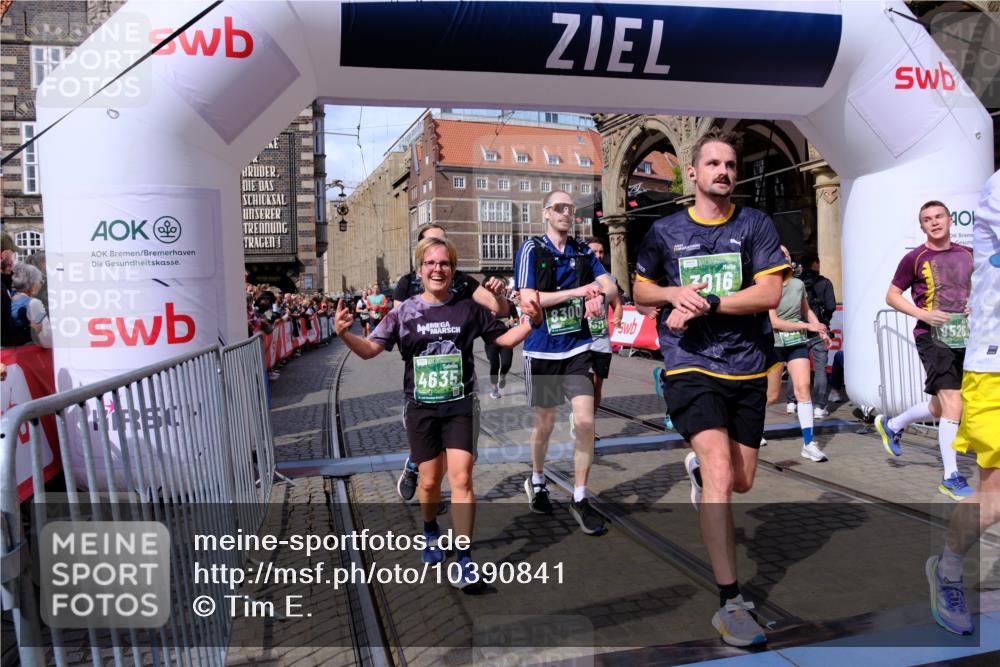13.09.2026 - 21. swb-Marathon Bremen Tim E. http://msf.ph/oto/10390841 13.09.2026 13:35:37 Ziel 536, 1150, 2003, 2041, 2090, 2366, 2625, 2866, 3055, 3311, 3621, 3916, 4062, 4635, 4985, 5016, 6315, 6320, 6418, 6750, 6837, 7285, 7305, 7377, 7657, 7703, 7998, 8300, 8328, 8401, 8530, 8773, 8915, 9017, 9526, 9527 meine-sportfotos.de