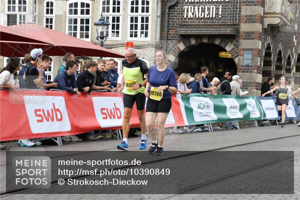 13.09.2026 - 21. swb-Marathon Bremen Strokosch-Dieckow http://msf.ph/oto/10390849 13.09.2026 11:14:29 Ziel 10402, 10491, 10586, 10854, 10880, 11027, 11233, 11535, 11864, 11902, 10519, 10705, 11186, 11408 meine-sportfotos.de